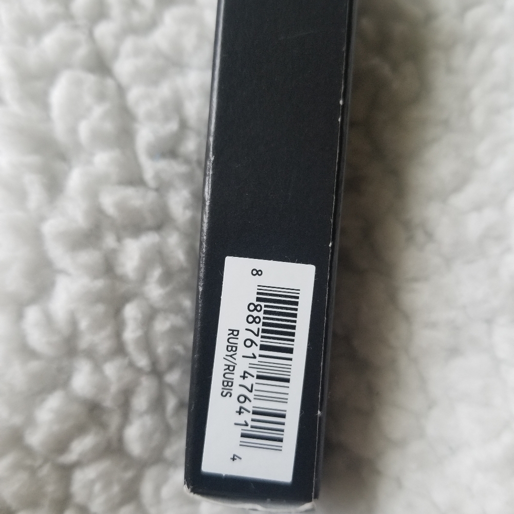 🍩Avon Glimmer Kiss Lipstick💕4/$16🥰 - Picture 7 of 9